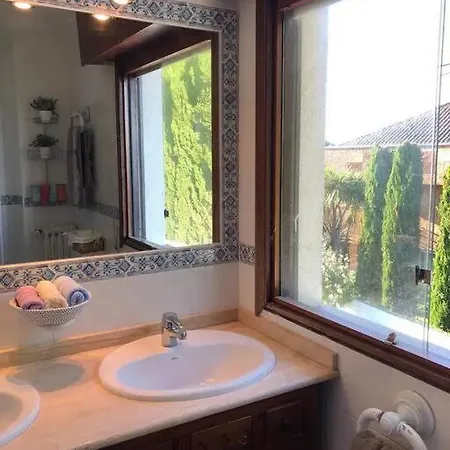 Playa Y Piscina En Сasa de vacaciones