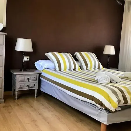 Playa Y Piscina En * Nigrán