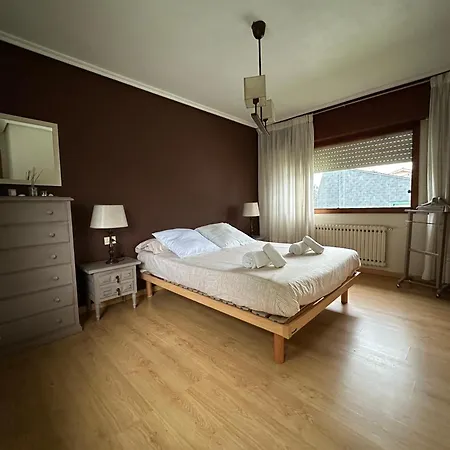 Playa Y Piscina En *