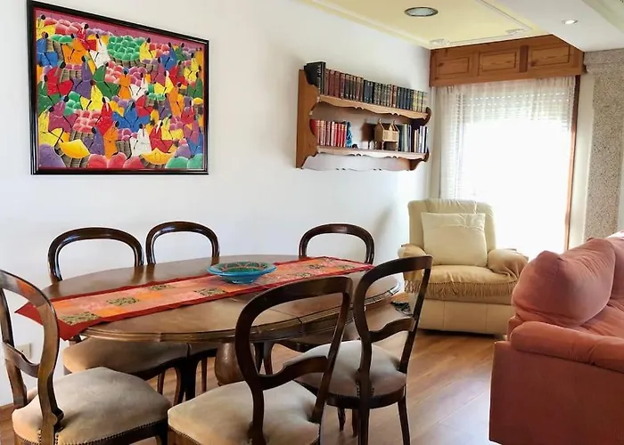 Playa Y Piscina En * Nigrán