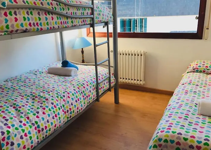 Playa Y Piscina En Nigrán