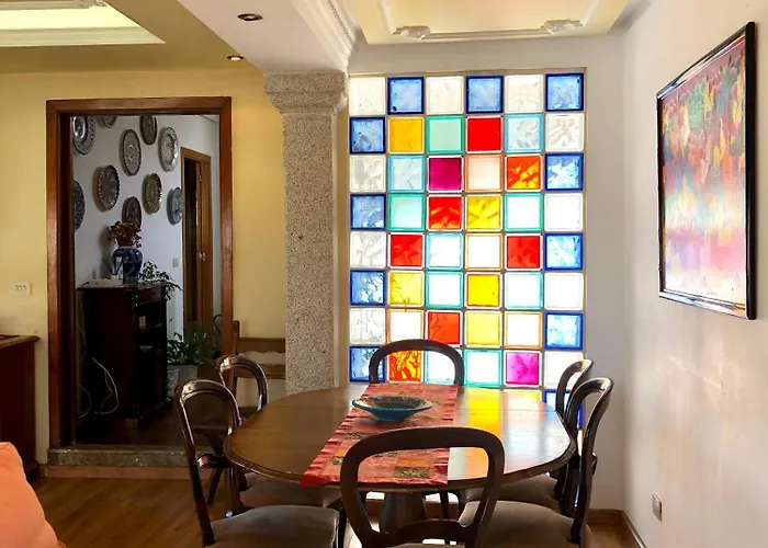 Playa Y Piscina En *