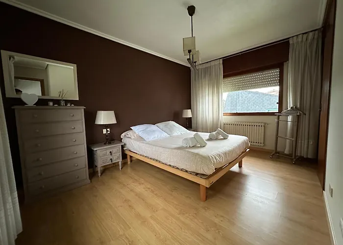 Playa Y Piscina En *